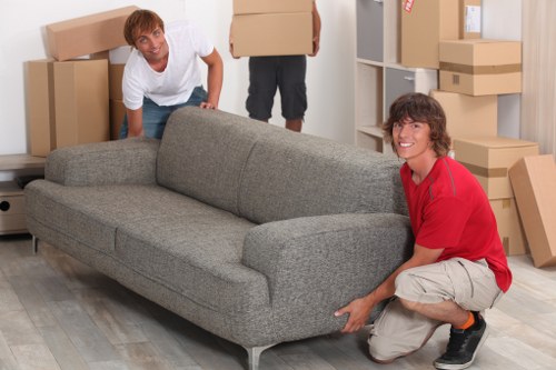 Commercial moving van support for Mitcham businesses